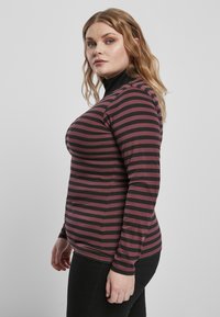 Urban Classics Langærmet T-shirt - cherry/blk