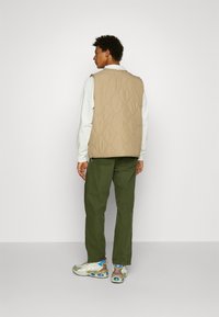 Nike Sportswear Väst - khaki