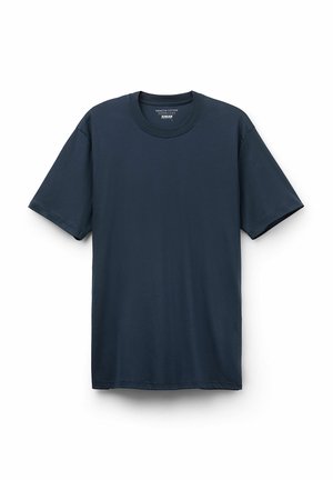 Granatowa koszulka z krótkim rękawem, wykonana z wysokiej jakości bawełny, z okrągłym dekoltem i gładką, miękką fakturą. Prosty design bez wzorów.