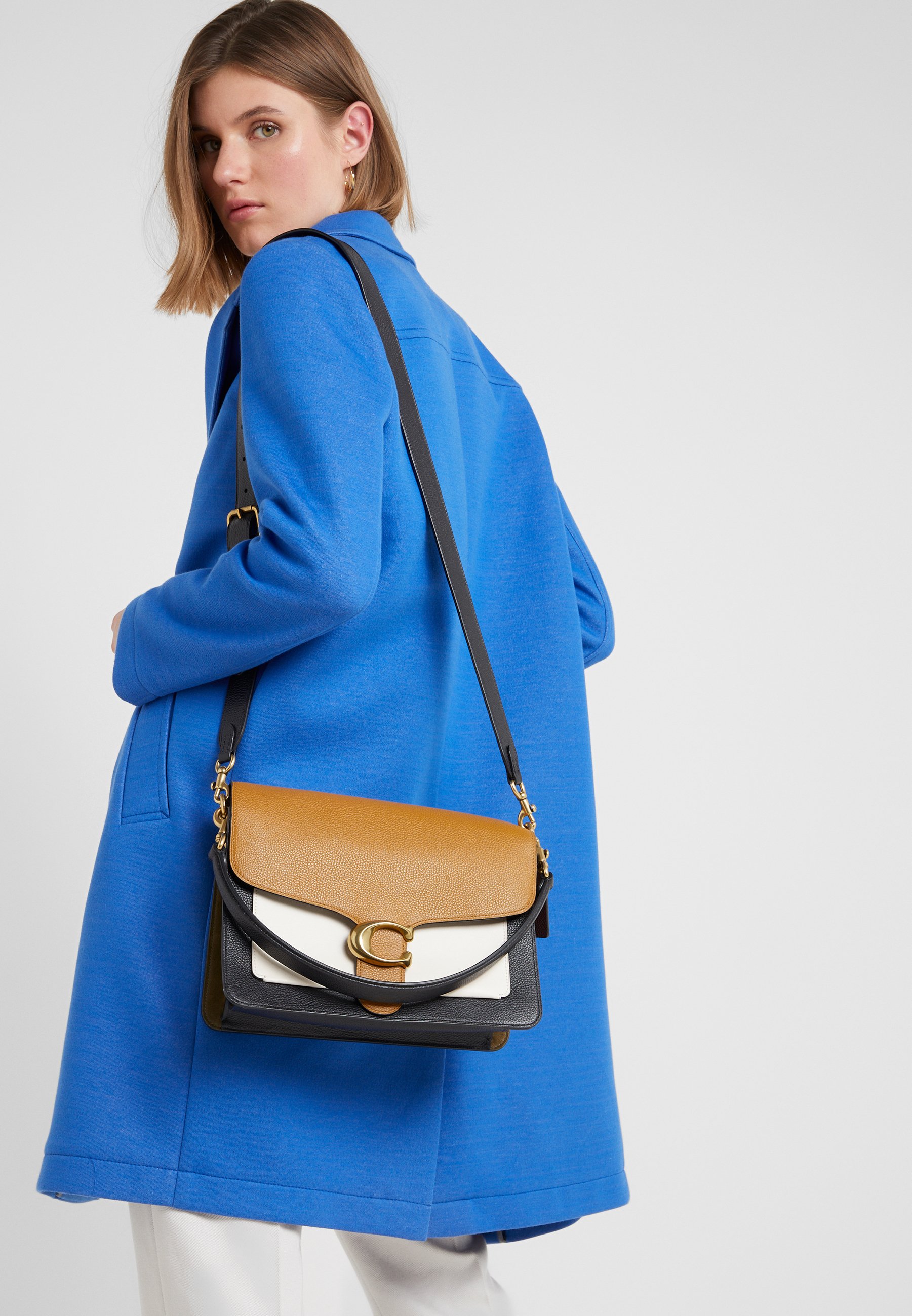 Coach TABBY SHOULDER BAG Håndveske strawflerfarget Coach TABBY SHOULDER BAG Håndveske strawflerfarget