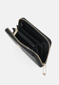 Tommy Hilfiger ICONIC MEDIUM - Novčanik - black