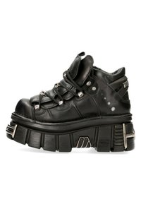 Sneaker high - schwarz
