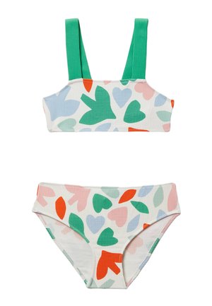 Maillot de bain deux pièces côtelé avec bretelles vertes, orné d'un motif de grands cœurs colorés et de feuilles sur fond blanc.