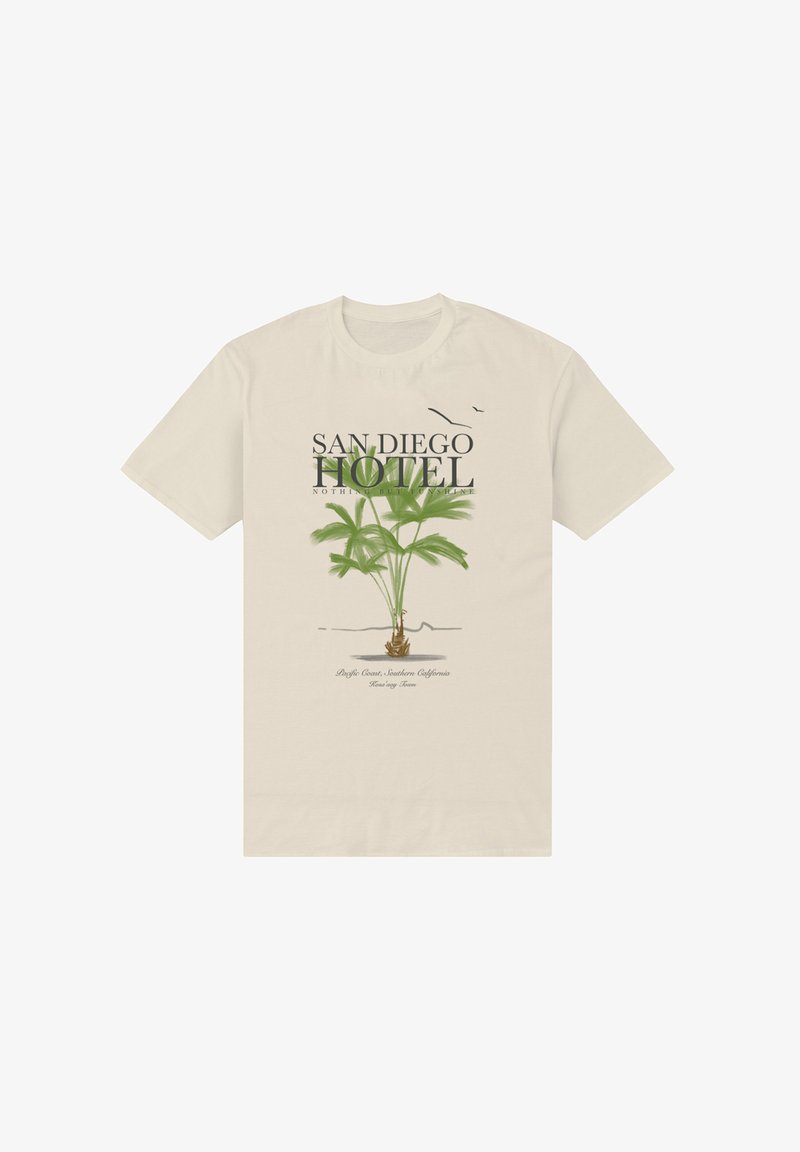 Beiges T-Shirt mit einer grünen Palme als Illustration und dem Text "San Diego Hotel" sowie "Pacific Coast, Südkalifornien."