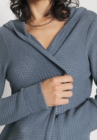 Vero Moda Petite Kofta - dark blue