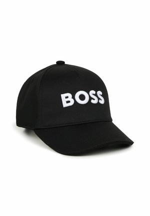 Casquette de baseball noire en matériau synthétique avec le lettrage "BOSS" brodé en blanc à l'avant et une visière courbée.