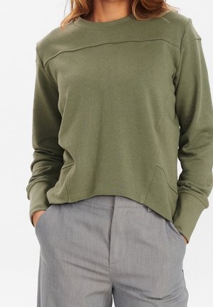 Sweater - green