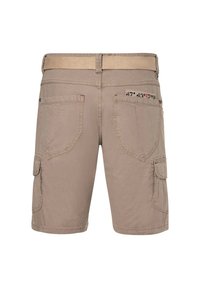 Beige cargoshorts van een textuurstof, met twee grote zijzakken, gestikte details en een geweven riem.