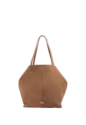 Bolso tote de cuero marrón con asas largas y el logo "Bimba Y Lola" grabado en dorado cerca del centro inferior.