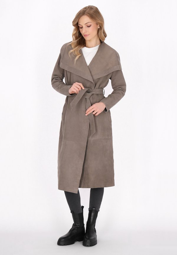 Trenchcoat