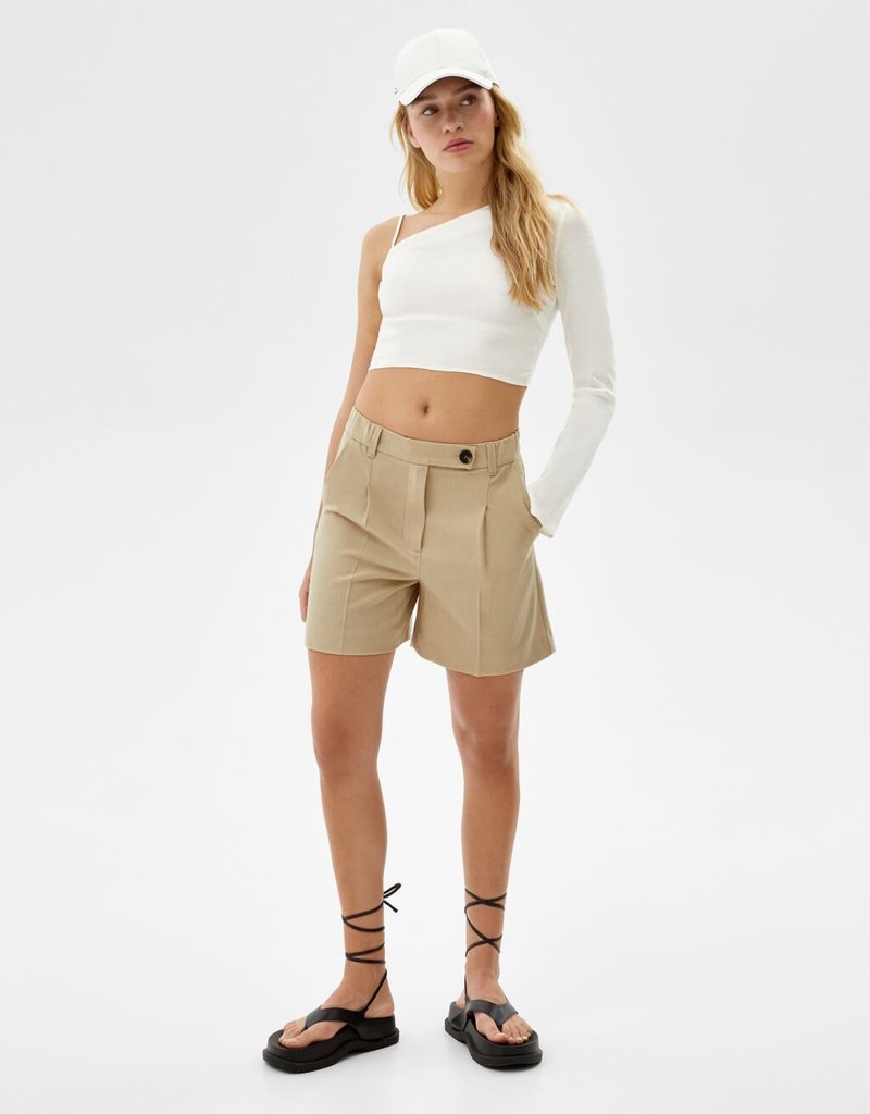 Damen Kleider | Bershka TAILORING BERMUDA WITH A MASCULINE CUT Shorts camel - LX39248 Damen Kleider | Bershka TAILORING BERMUDA WITH A MASCULINE CUT Shorts camel - LX39248