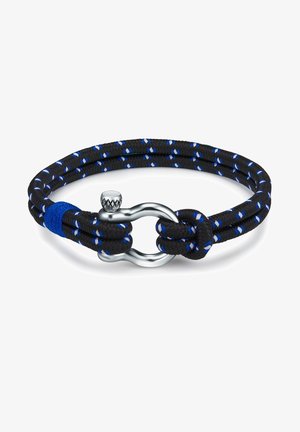 Bracelet en corde tressée noire avec des accents bleus, doté d'un fermoir en métal argenté. Le design comprend un détail en nœud et une surface texturée.