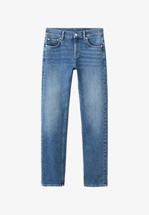 Vaqueros de denim azul con bolsillos delanteros, trabillas para cinturón y cierre de botón y cremallera, mostrados planos sobre un fondo blanco.