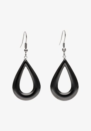 Pereche de cercei negri în formă de lacrimă cu cârlige argintii pe un fundal alb.