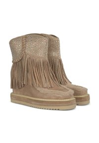 Stivaletti alla caviglia in suede beige con frange verticali, impreziositi da strass, dotati di una calda fodera in pelliccia e una suola in gomma testurizzata.