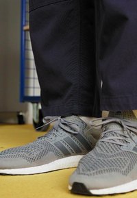 adidas Sportswear Αθλητικά παπούτσια - grey three   grey five   core black