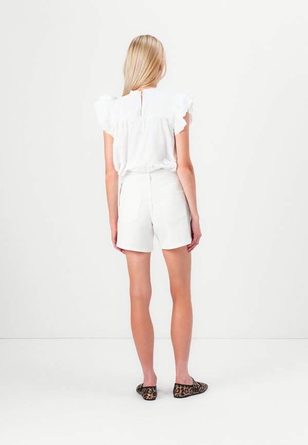 ONLGIANNA BELTED - Denim shorts4