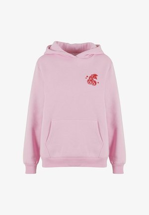 Pink sweatshirt med hætte, frontlomme til hænderne og et rødt kirsebærgrafik på brystet. Lavet af blødt, struktureret stof.