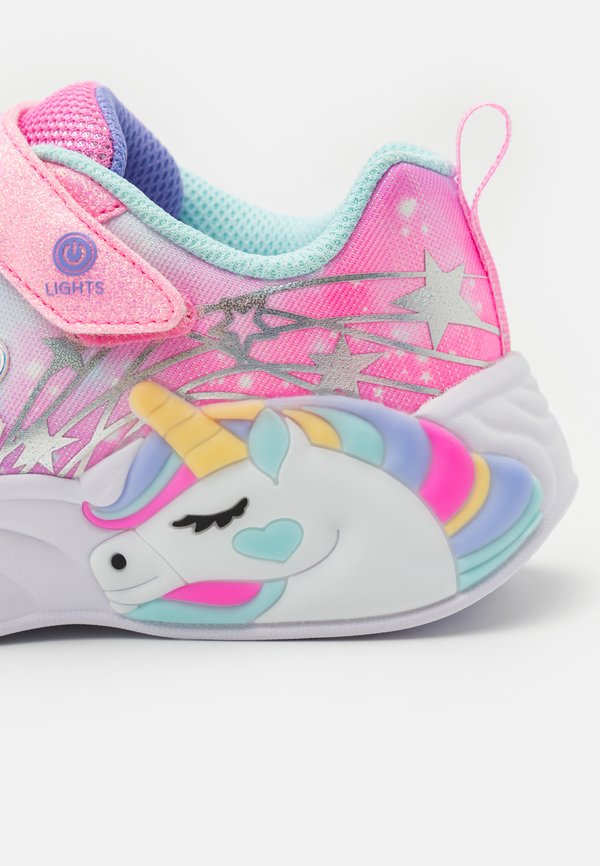 UNICORN DREAMS - Trainers4