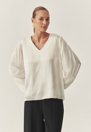 TATUUM UMA 1. - Blouse - off white