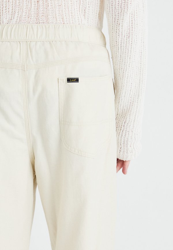UTILITY DRAWSTRING - Trousers - soy bean4