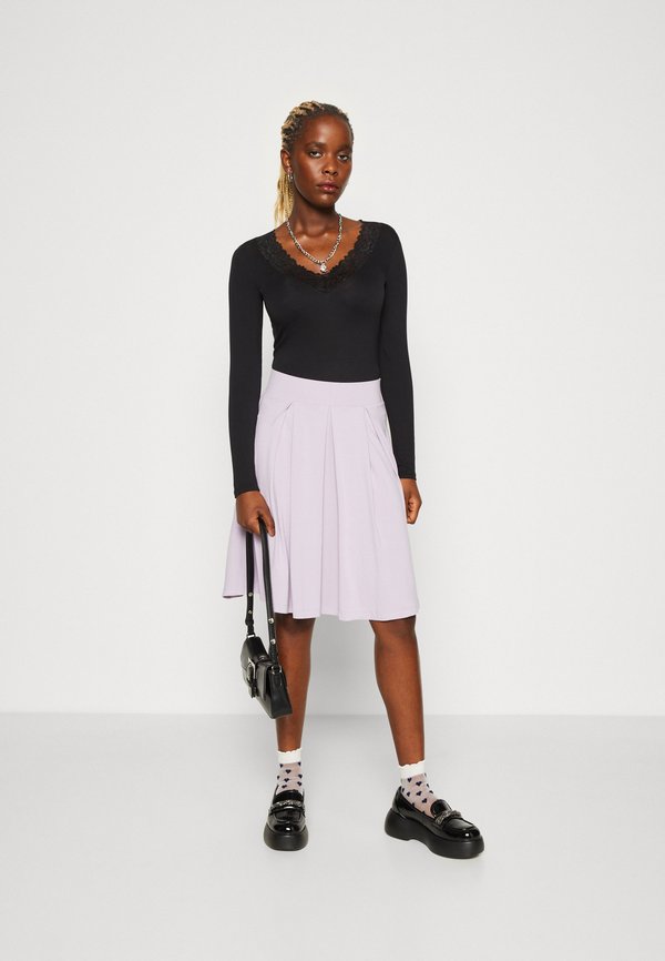 VM V-NECK NOOS - Long sleeved top3