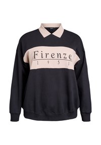 Sweatshirt med svart kropp, beige horisontell rand med texten "Firenze 1951" och polo-krage. Mjukt tyg med ribbstickade ärmslut och nederkant.