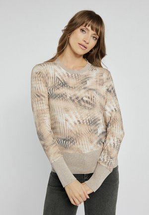- Sweter