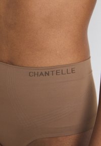 Chantelle SMOOTH COMFORT HIGH WAIST BRIEF - Alakformáló ruházat - terracotta