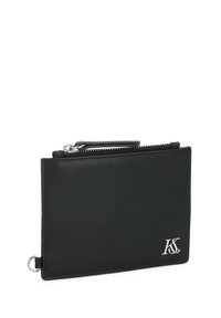 Černá kožená peněženka s hladkým povrchem, se stříbrným zipem a logem. Kompaktní design pro karty a hotovost.