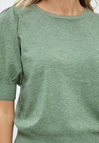 Minus MILIVA KNIT TEE - Základné tričko - basil green melange