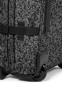 Eastpak TRANVERZ M - Trolley - glitsplash black