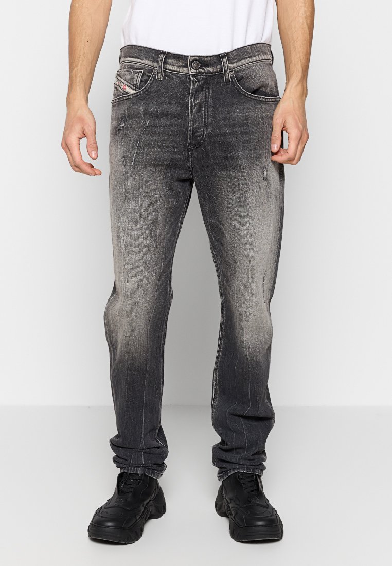 Diesel Jeans Tapered Fit zwart Diesel Jeans Tapered Fit zwart