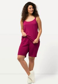 Ulla Popken BERMUDA  - Shorts - magnolia red