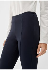 s.Oliver MIT FUSSSCHLAUFE - Legging (type pantalon) - navy