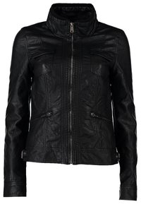 Svart läderjacka med hög krage, främre dragkedja, två bröstfickor och två sidofickor med dragkedja. Texturerad yta med skräddarsydd passform.