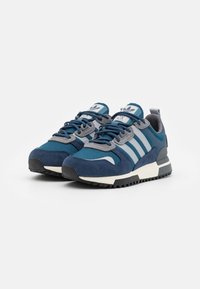 adidas Originals Sneakers - blue