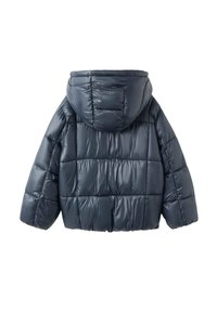 Puffjacka i mörk marinblå, med huva, vida ärmar, quiltat mönster, glansig yta och elastiska fållar för isolering.