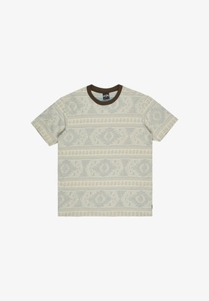 Kurzarm-T-Shirt in hellbeige mit grauem Musterdesign, featuring einem dunkelbraunen Rundhalsausschnitt und gewebtem Etikettendetail.
