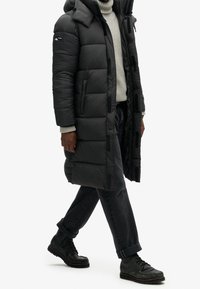 Superdry & Co Vinterfrakke - black