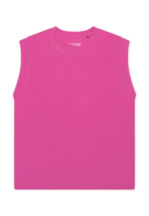 Ärmelloses, leuchtend pinkes Tanktop mit rundem Ausschnitt und breiter Schulterabdeckung, aus glattem Stoff, flach auf weißem Hintergrund dargestellt.