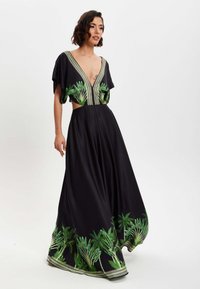Liquorish LEAF PRINTED V-NECK BACK DETAIL - Maxi dress - multi coloured
