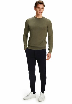 FALKE, BASIC NEW MERINO - Trui - wood mel