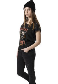Merchcode SELENA GOMEZ KILL EM SKULL TEE - T-shirts print - black