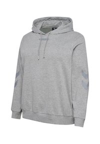 Grå hættetrøje lavet af blødt stof, med en frontlomme i kangaroo-stil, justérbar snor i hætten og kontrasterende chevronmønster på ærmerne.
