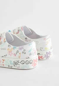 Next STAR STANDARD - Sneakers - white scribble design