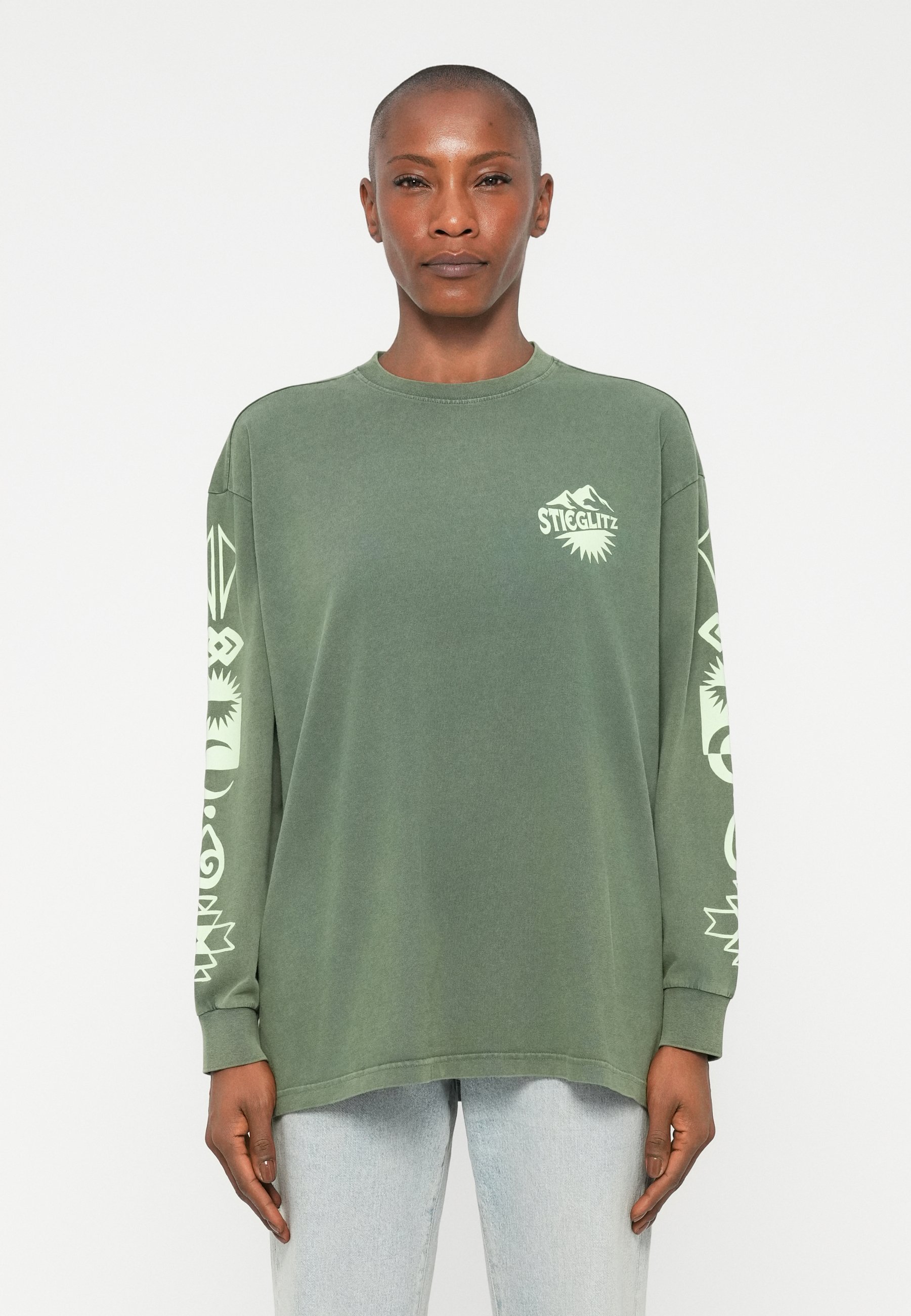 Stieglitz BENJAMIN SKATE LONGSLEEVE - Longsleeve - green/groen