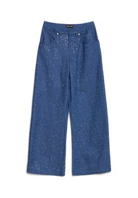 Calças de ganga com pernas largas em azul escuro, com padrão salpicado, bolsos frontais, fecho com botões e acabamento texturizado.