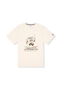 Camiseta de algodón crema con un gráfico de un personaje de taza con el texto "Cappuccino Sí, ¡Pero No Después de las 11!" en marrón y verde. Mangas cortas.