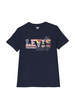 T-shirt in cotone blu navy con logo "LEVI'S" caratterizzato da elementi grafici multicolori e testo "Established 1873" in stili vari.